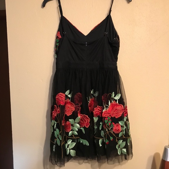 Hoco / Special occasion dress - Picture 2 of 7